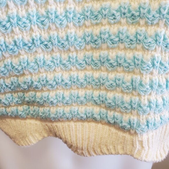 LA Hearts Lovely Blue Cream Cropped Sweater Tank Top Scalloped Hem Med - Picture 8 of 11